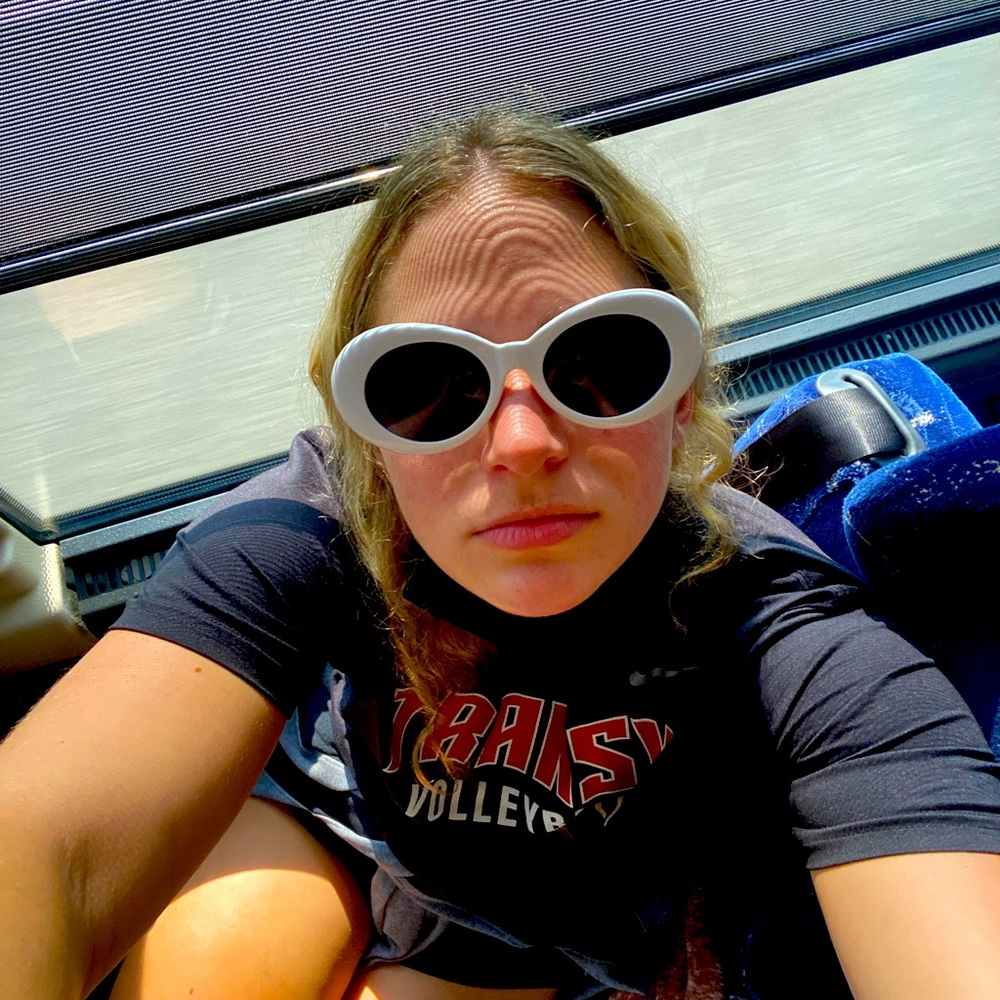 Meet your Posher, Suzanne